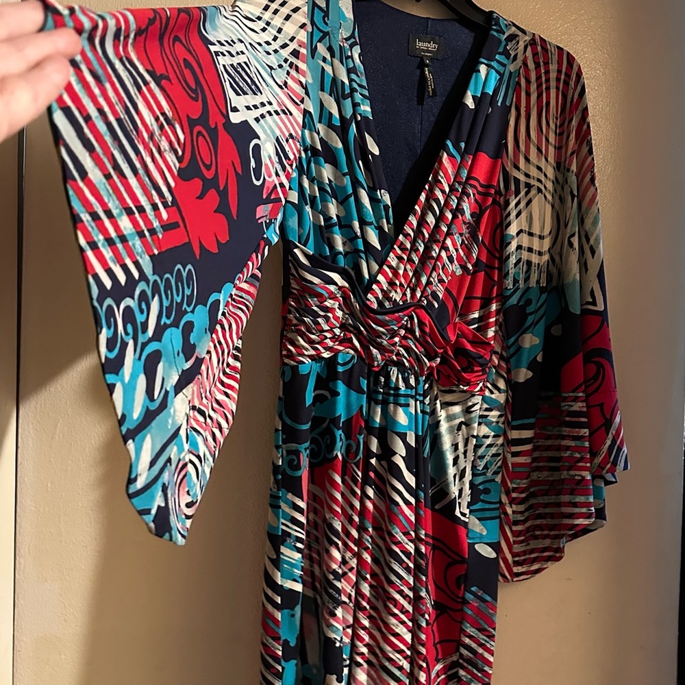 Rare Laundry By Shelli Segal Navy Blue Garment